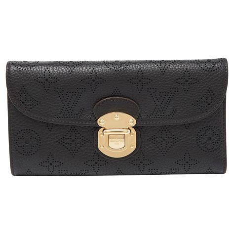 Louis Vuitton Black Monogram Mahina Leather Amelia Wallet